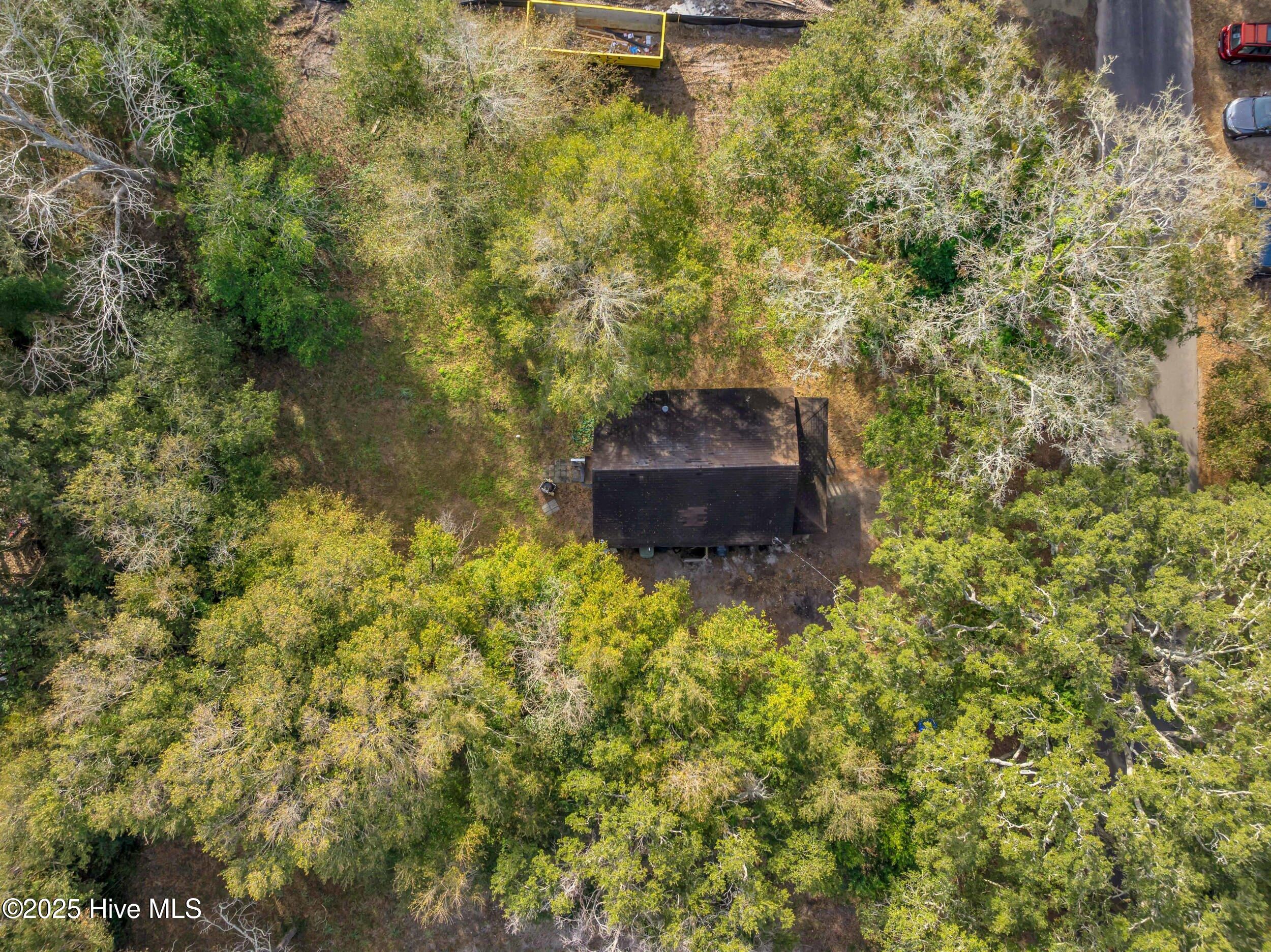 100545934 | Photo 22