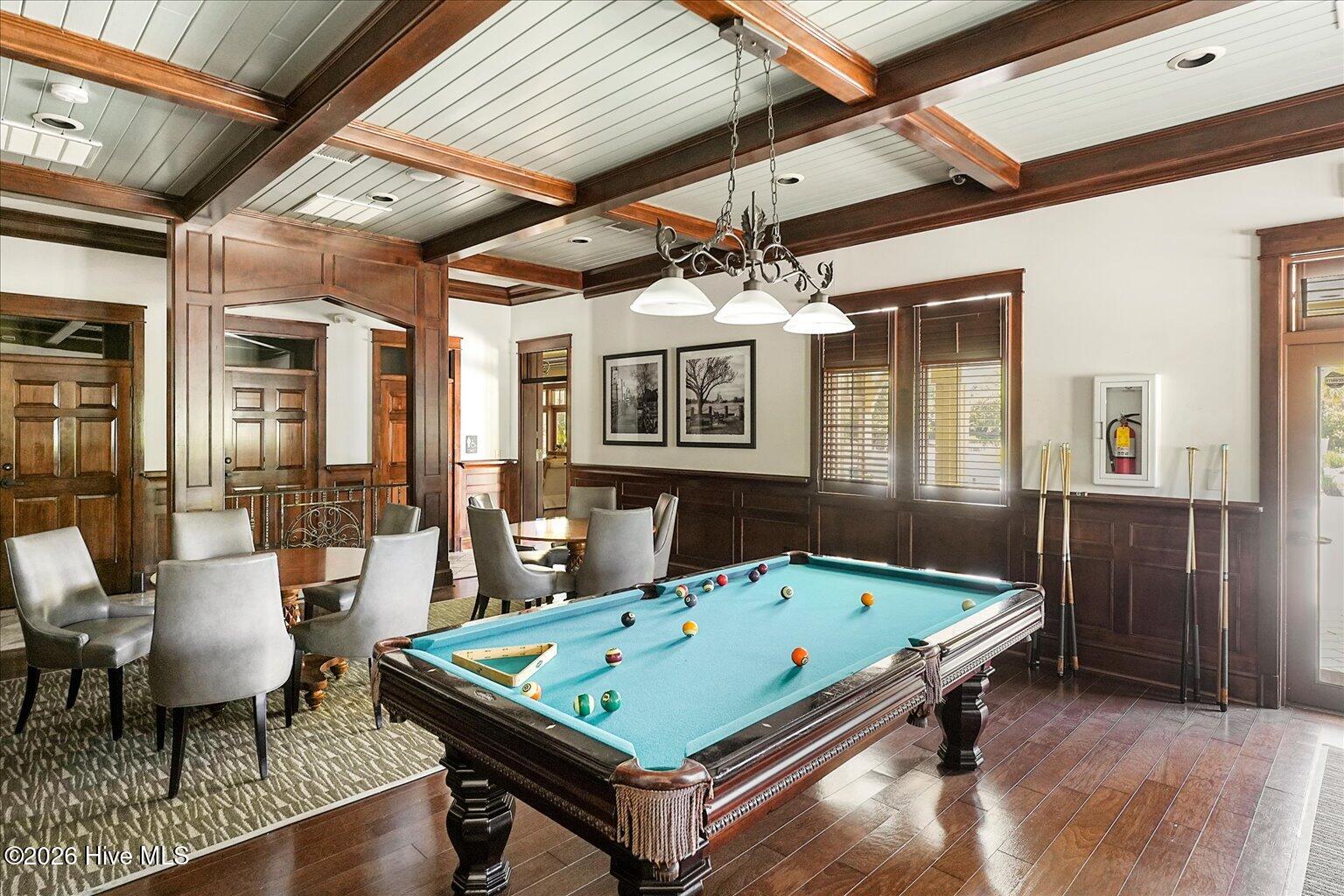 100561305 | Photo 35