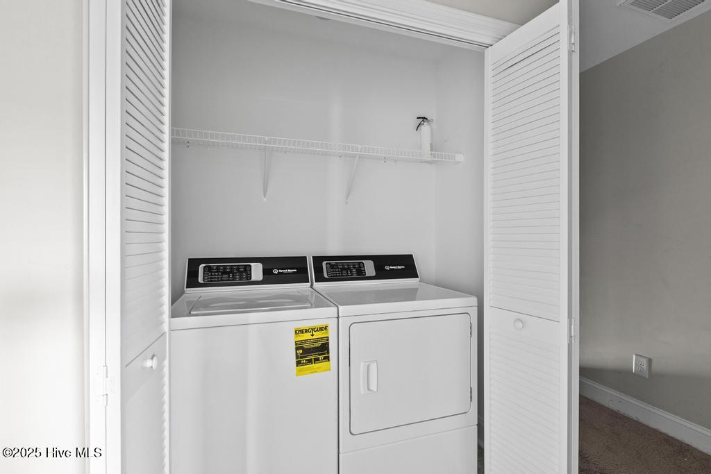 100552044 | Photo 15