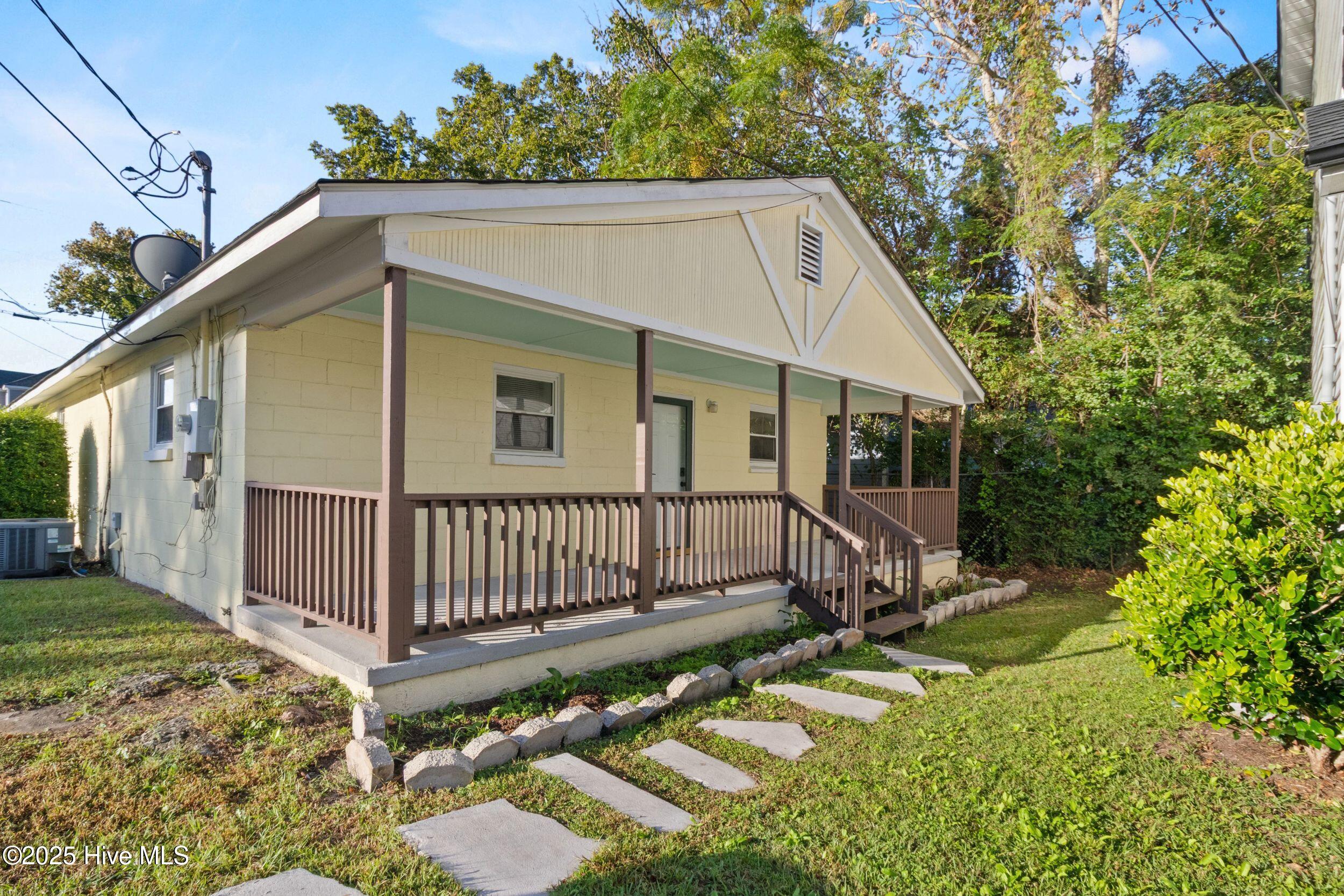 100534500 | Photo 50