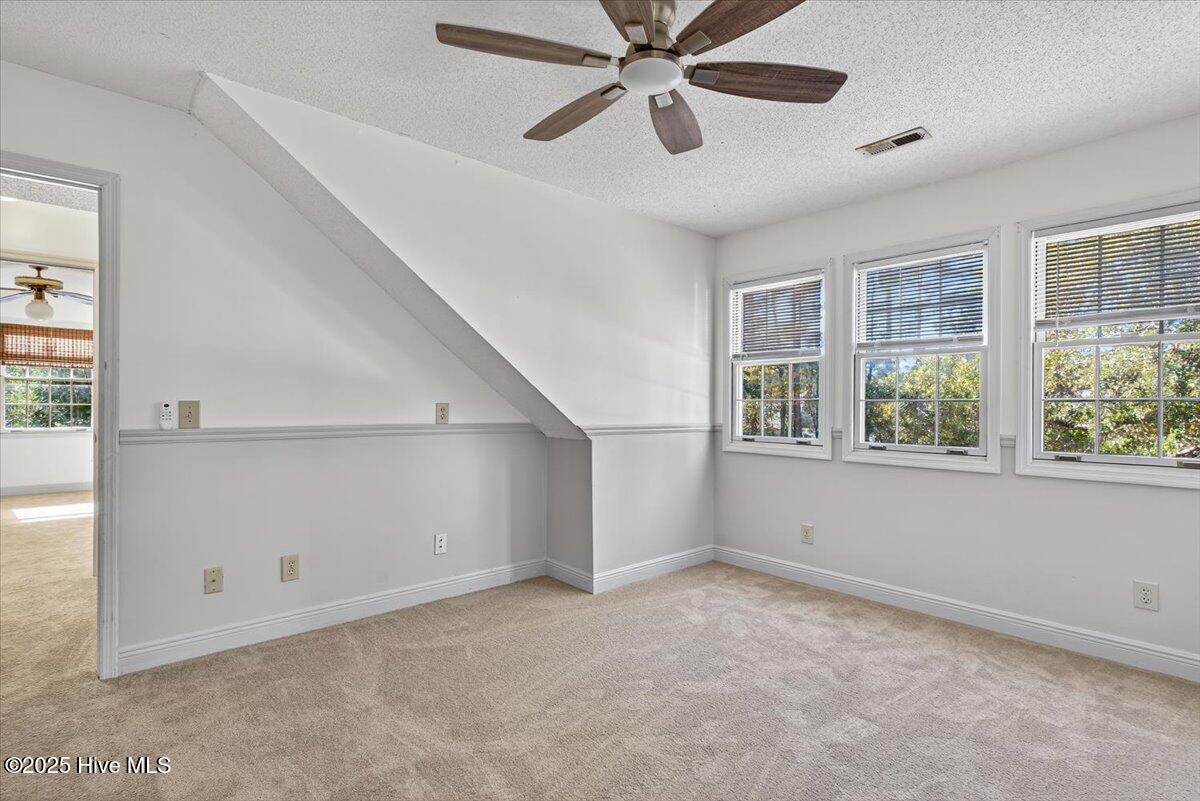 100506546 | Photo 23