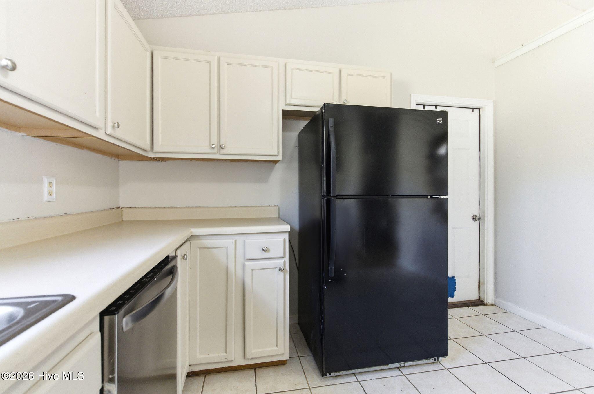 100561661 | Photo 21