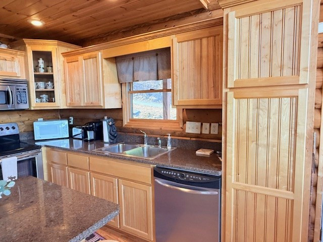 745 Buck Ridge Drive, Murphy, NC 28906 Listing Photo  9