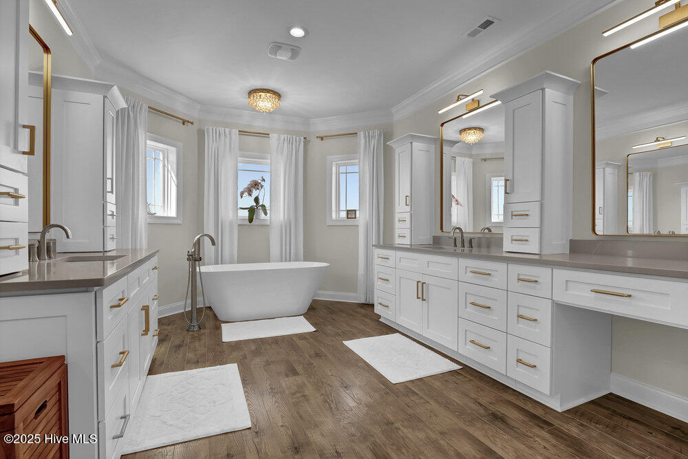 100499001 | Photo 27