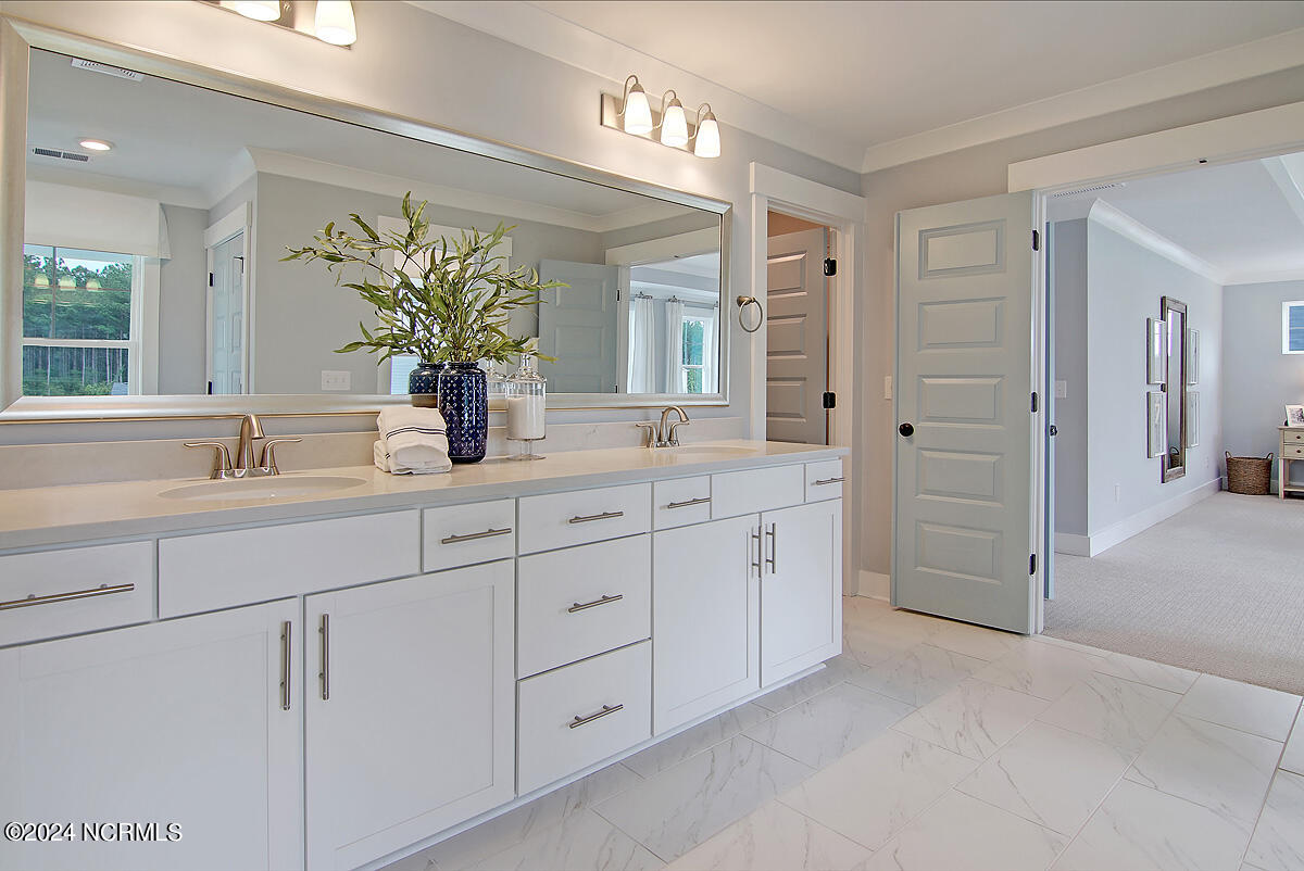 100567572 | Photo 27