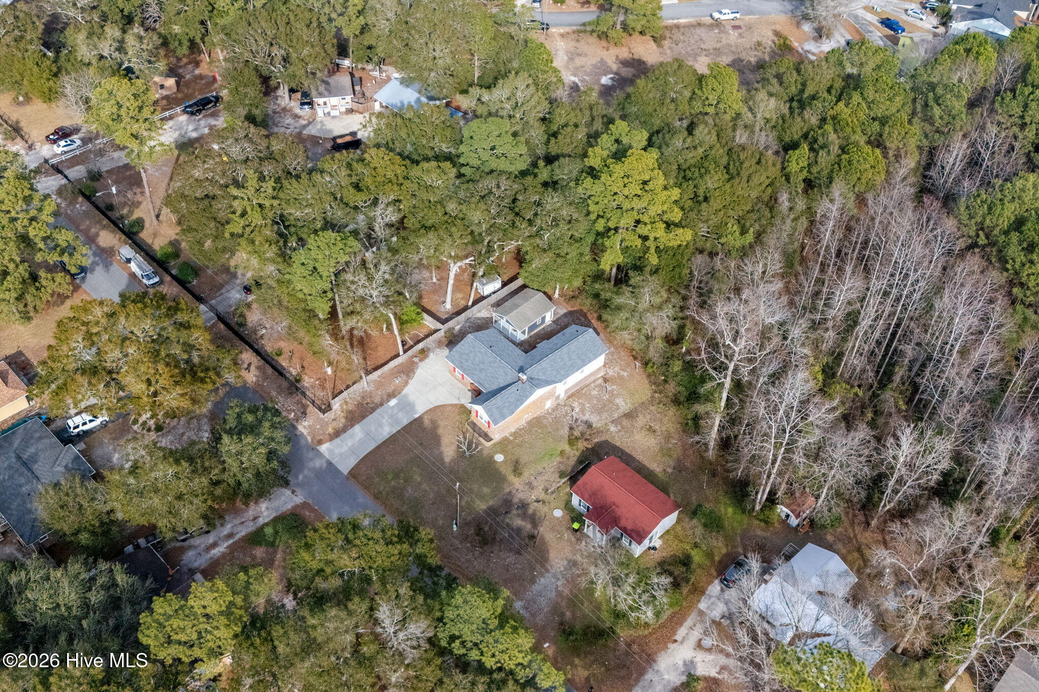 100548359 | Photo 60