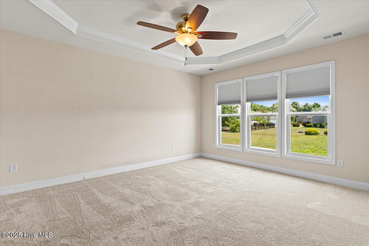 100505325 | Photo 27