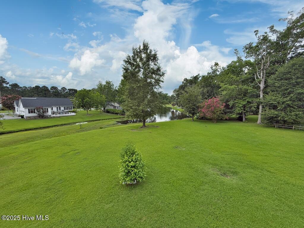 100519170 | Photo 37