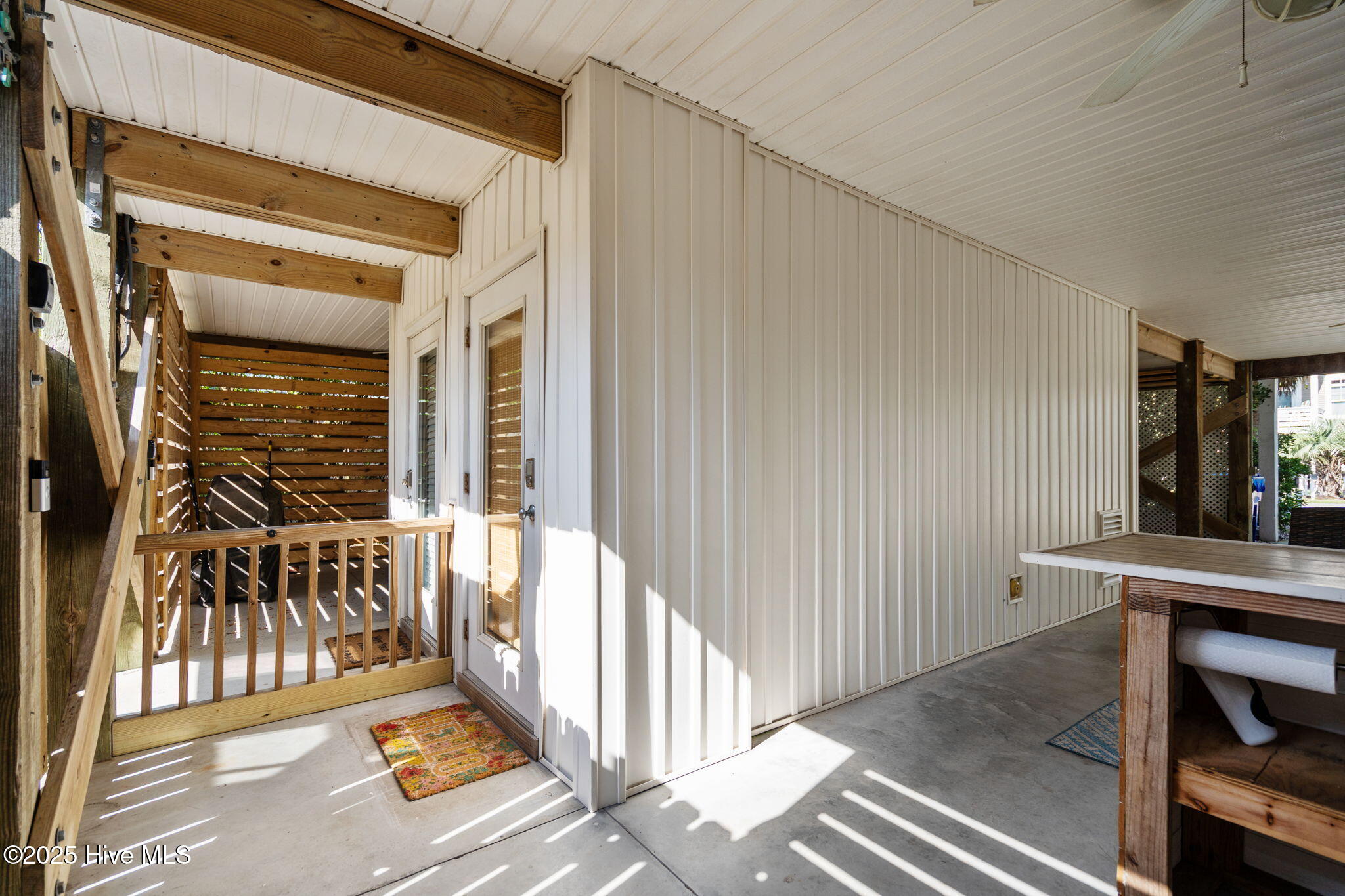 100522294 | Photo 41