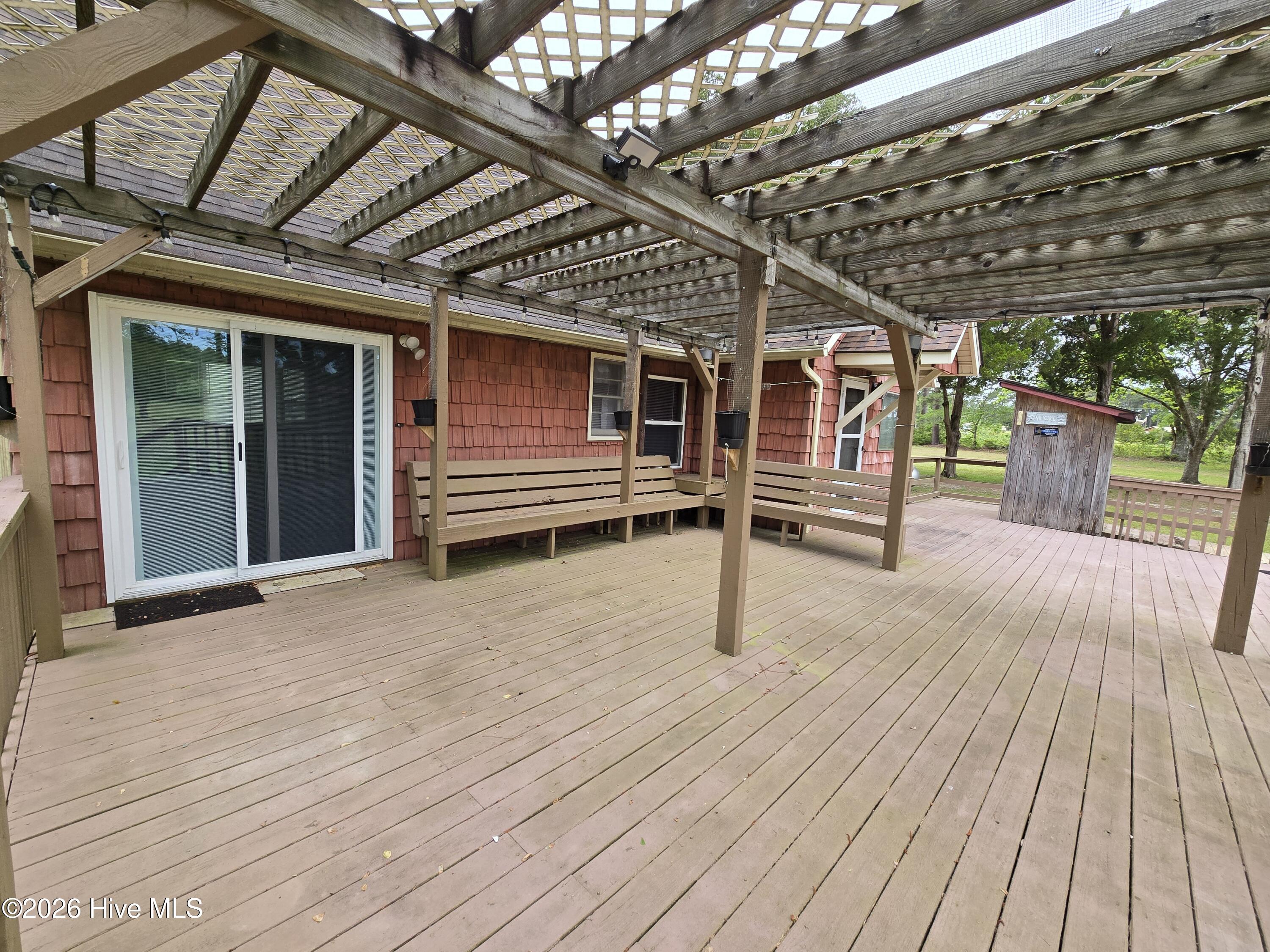 100569910 | Photo 20