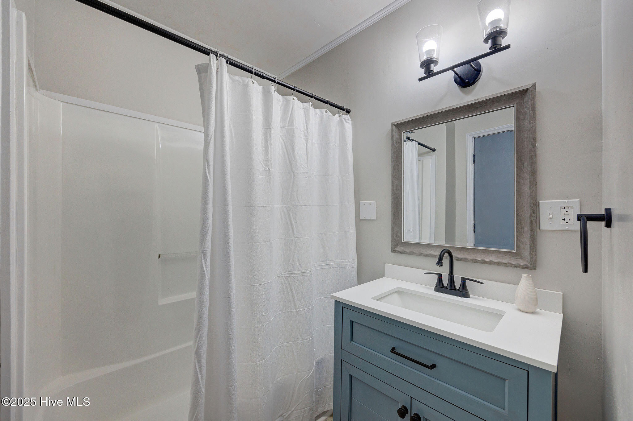 100534664 | Photo 32