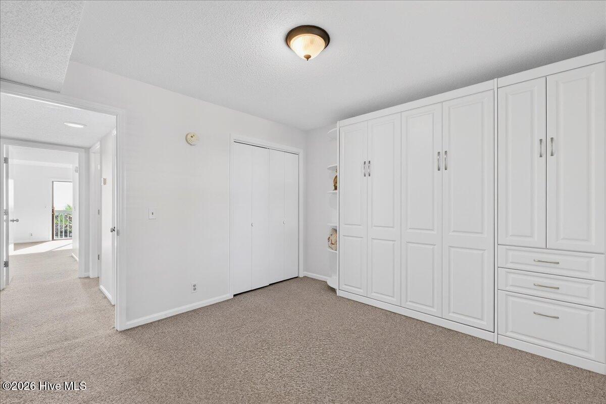 100549520 | Photo 16