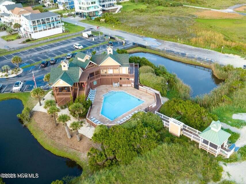 100550603 | Photo 47