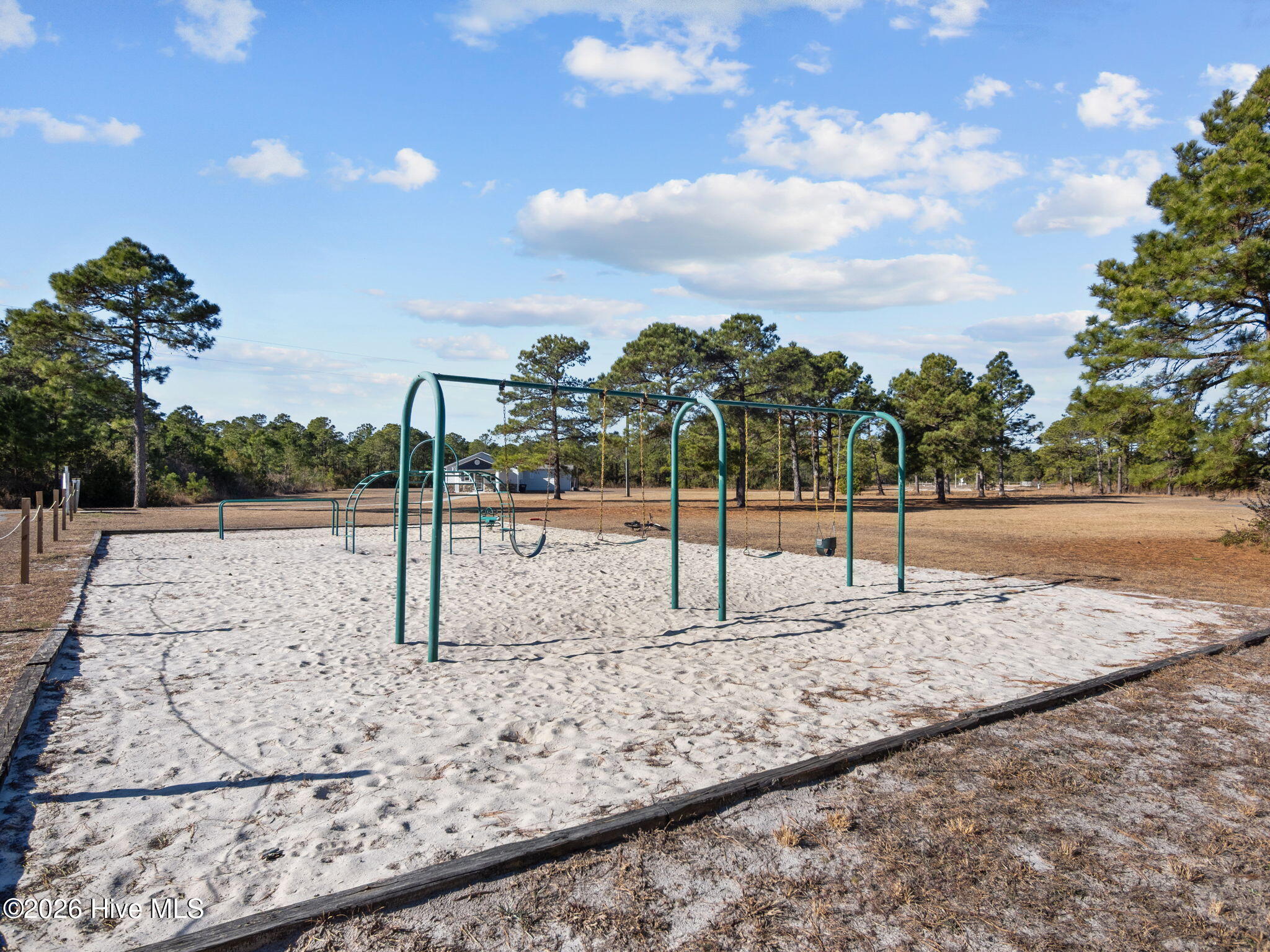 100547067 | Photo 44