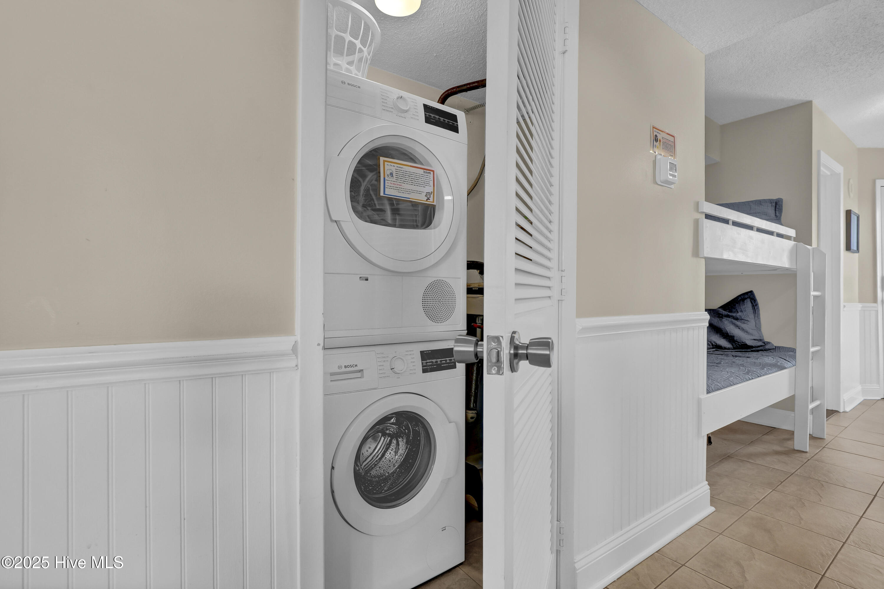 100517614 | Photo 12