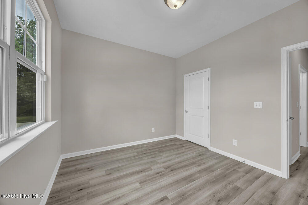 100520096 | Photo 20