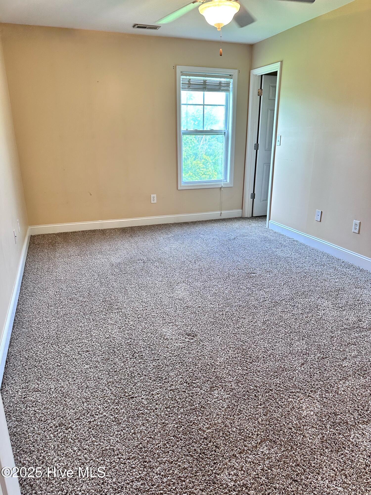 100522980 | Photo 34