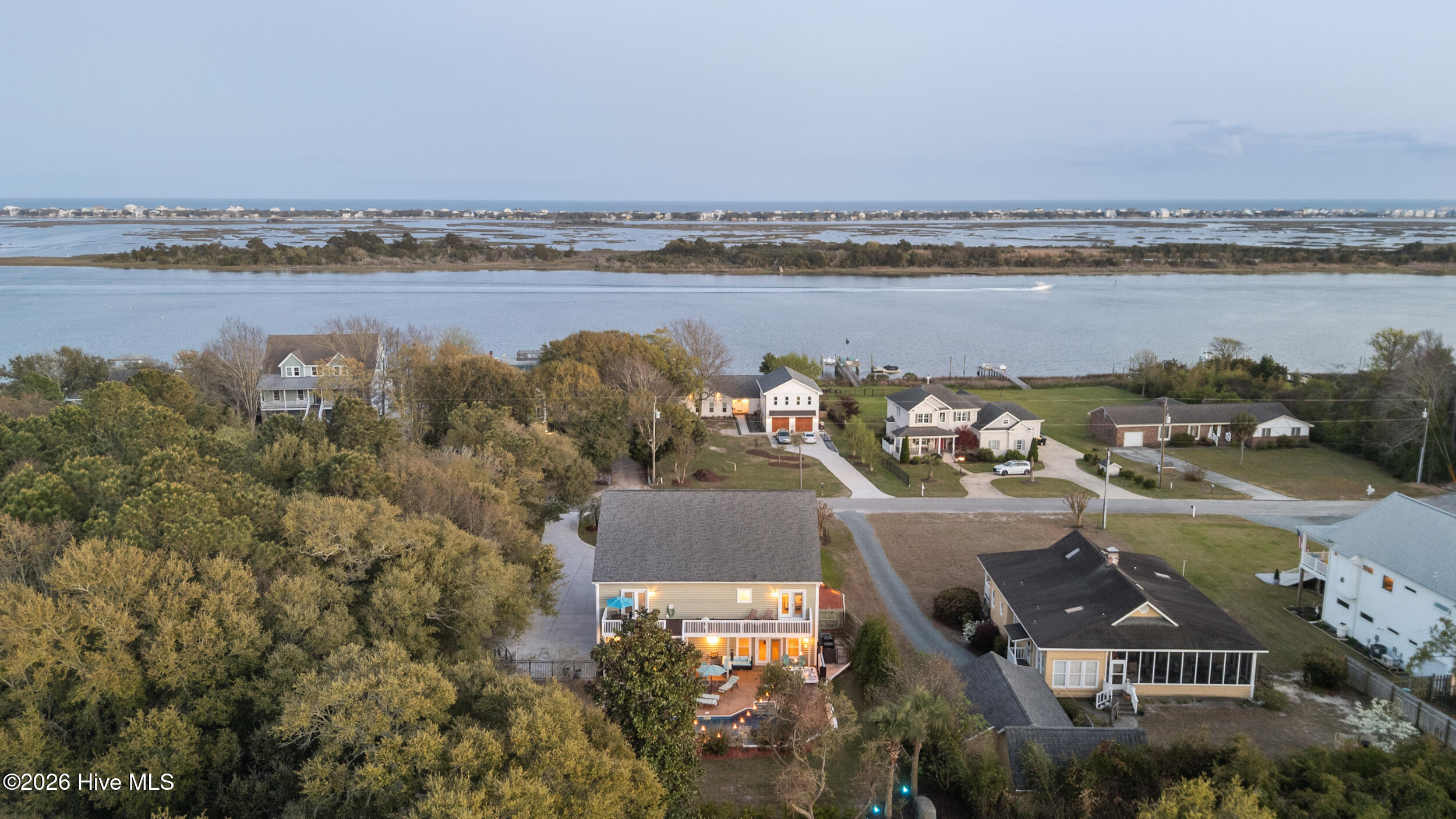 100567542 | Photo 100