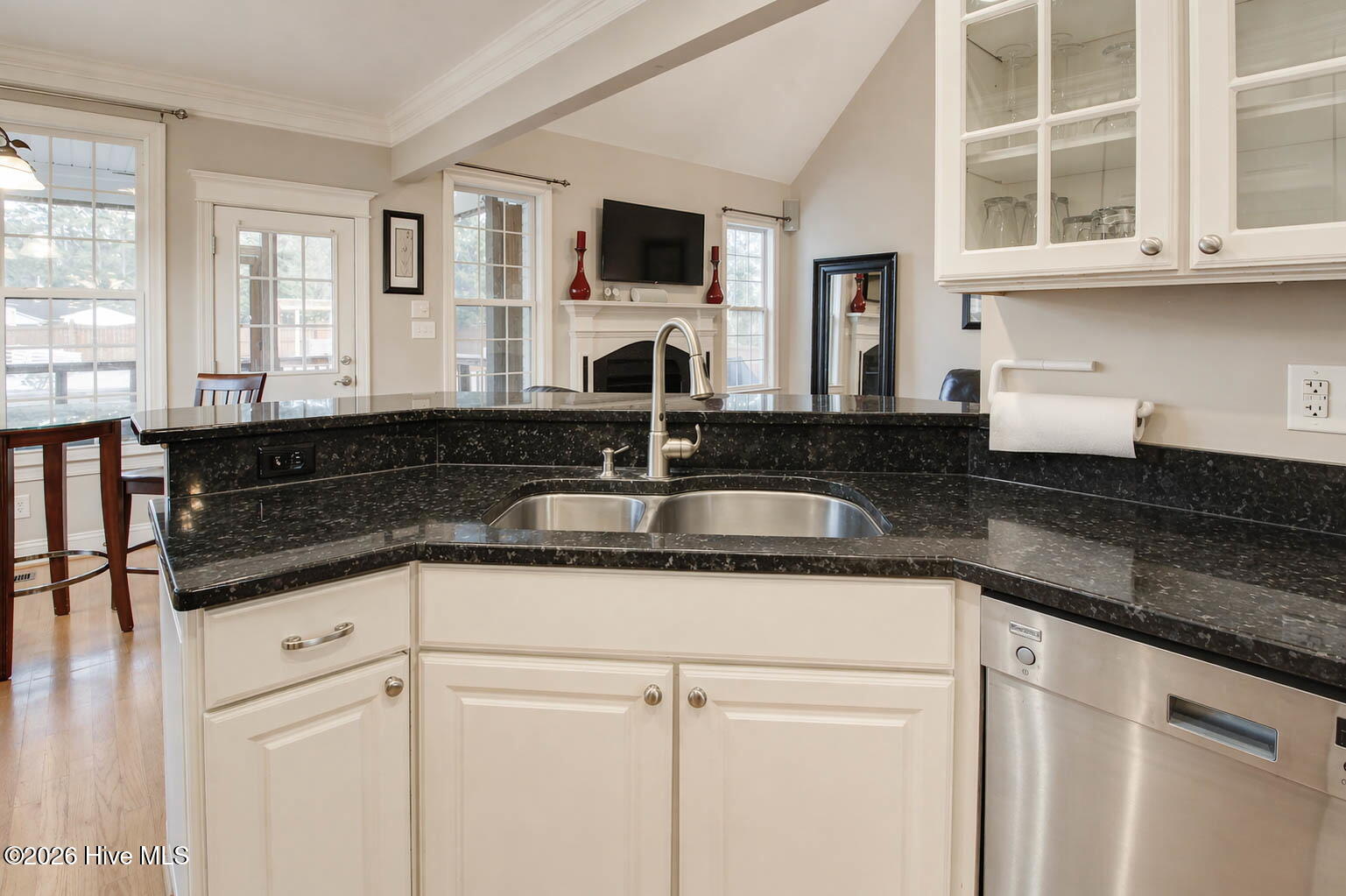305 Holly Lane,Newport