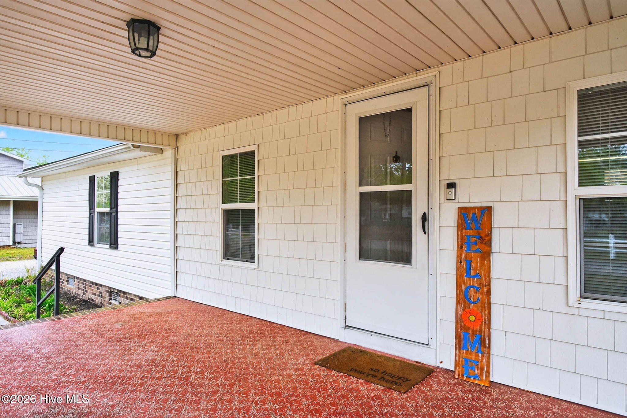 100565671 | Photo 23