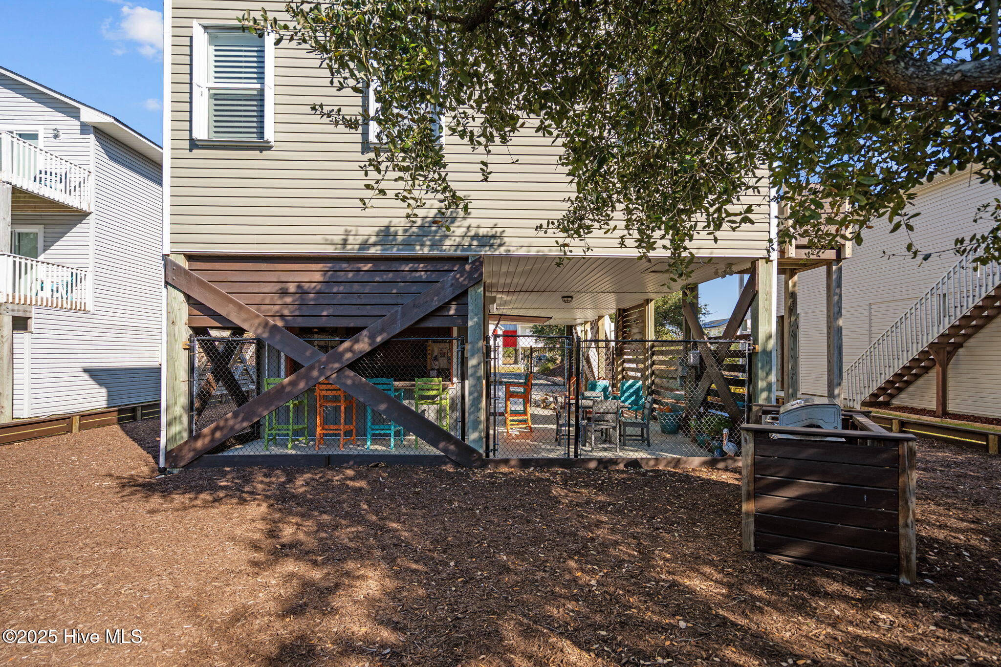 100540020 | Photo 18