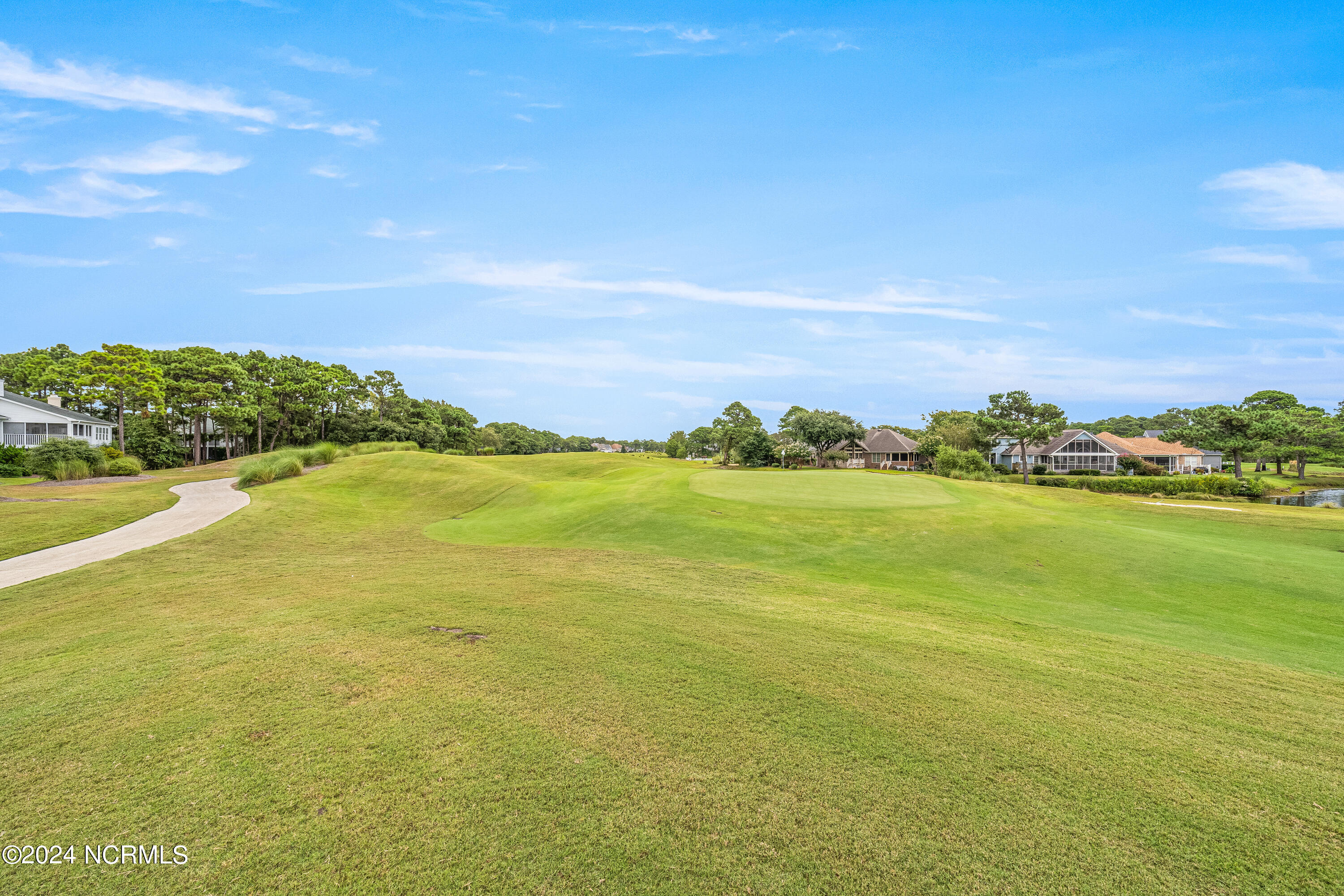 100534045 | Photo 29