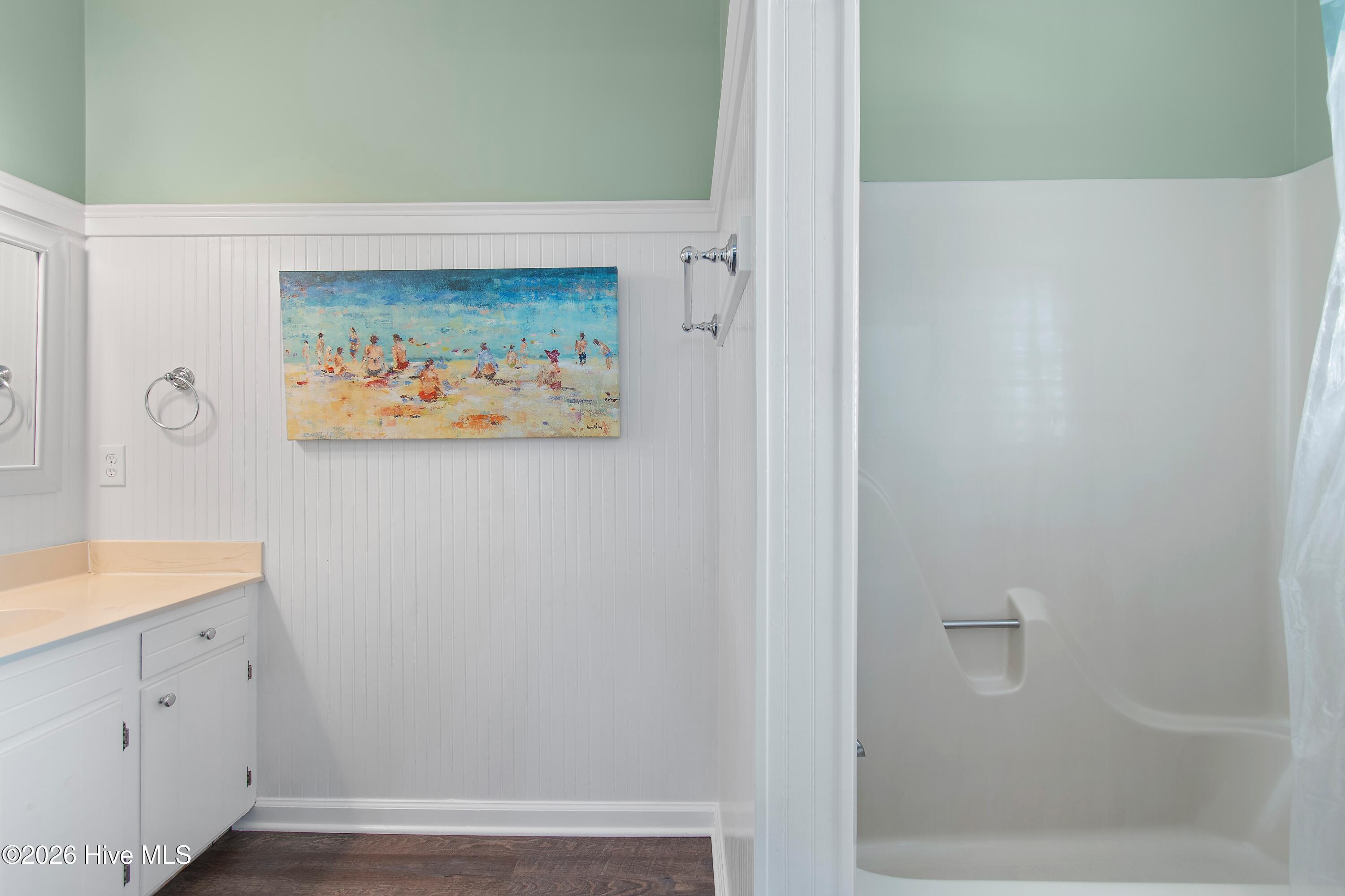 100566525 | Photo 31