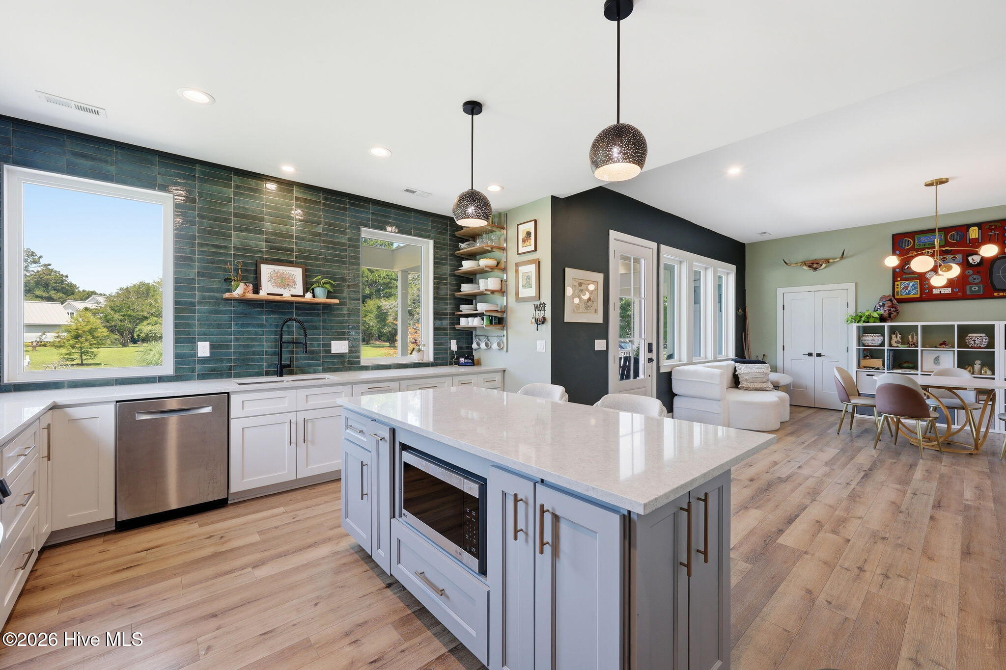 1106 Link Lane,Oriental