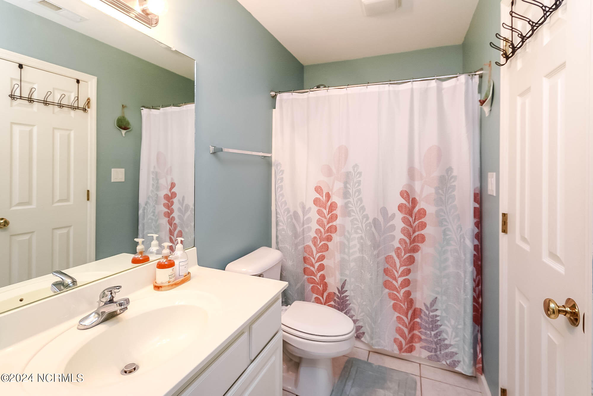 404 Commerce Avenue D,Morehead City