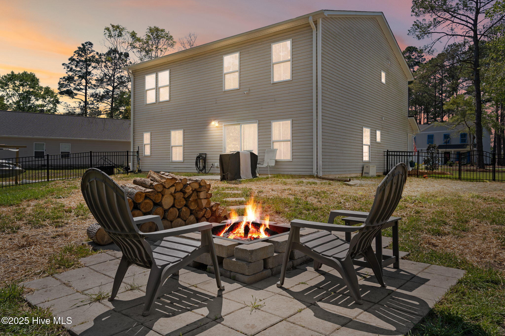 100501134 | Photo 30