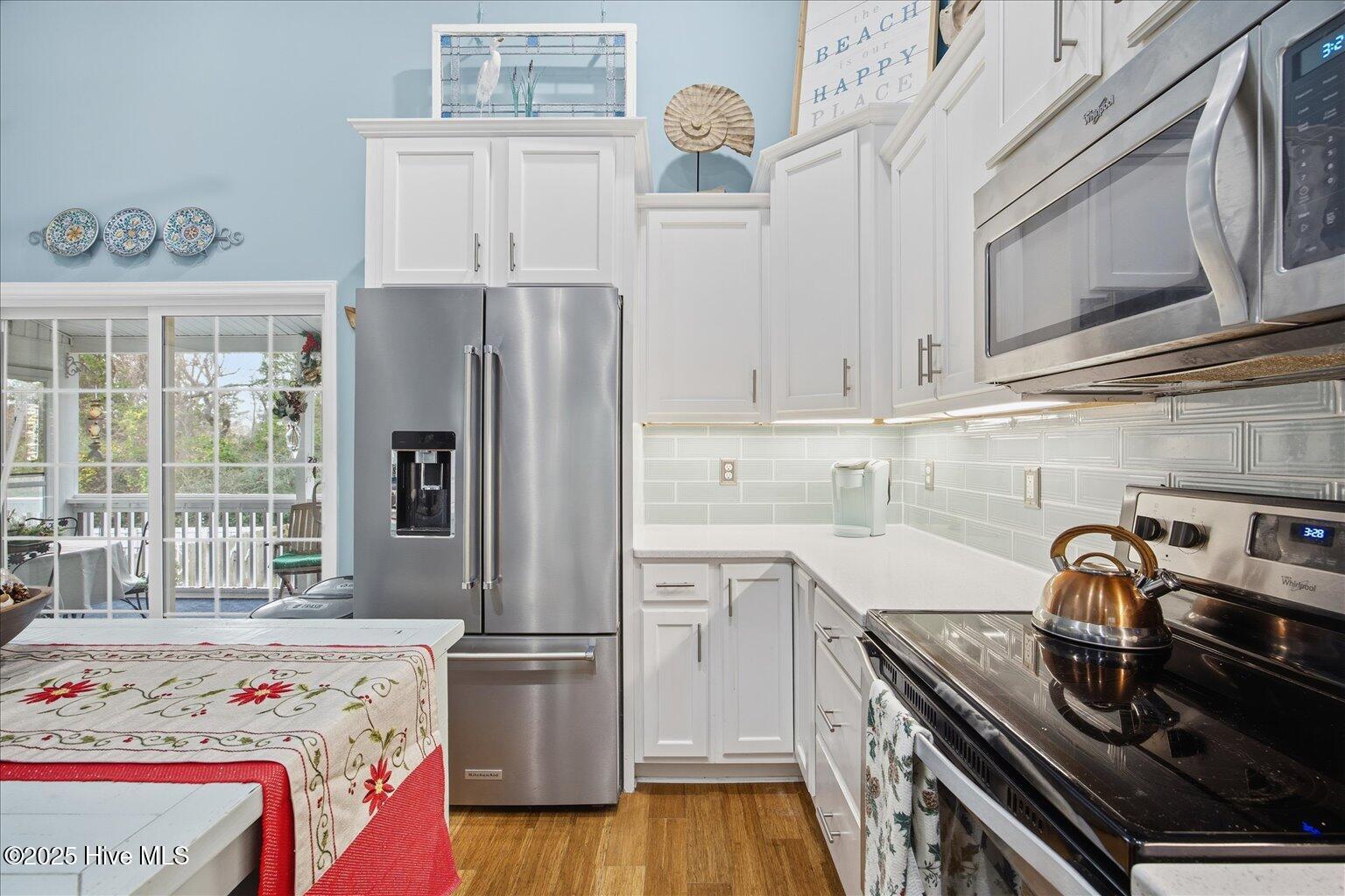 100546689 | Photo 12