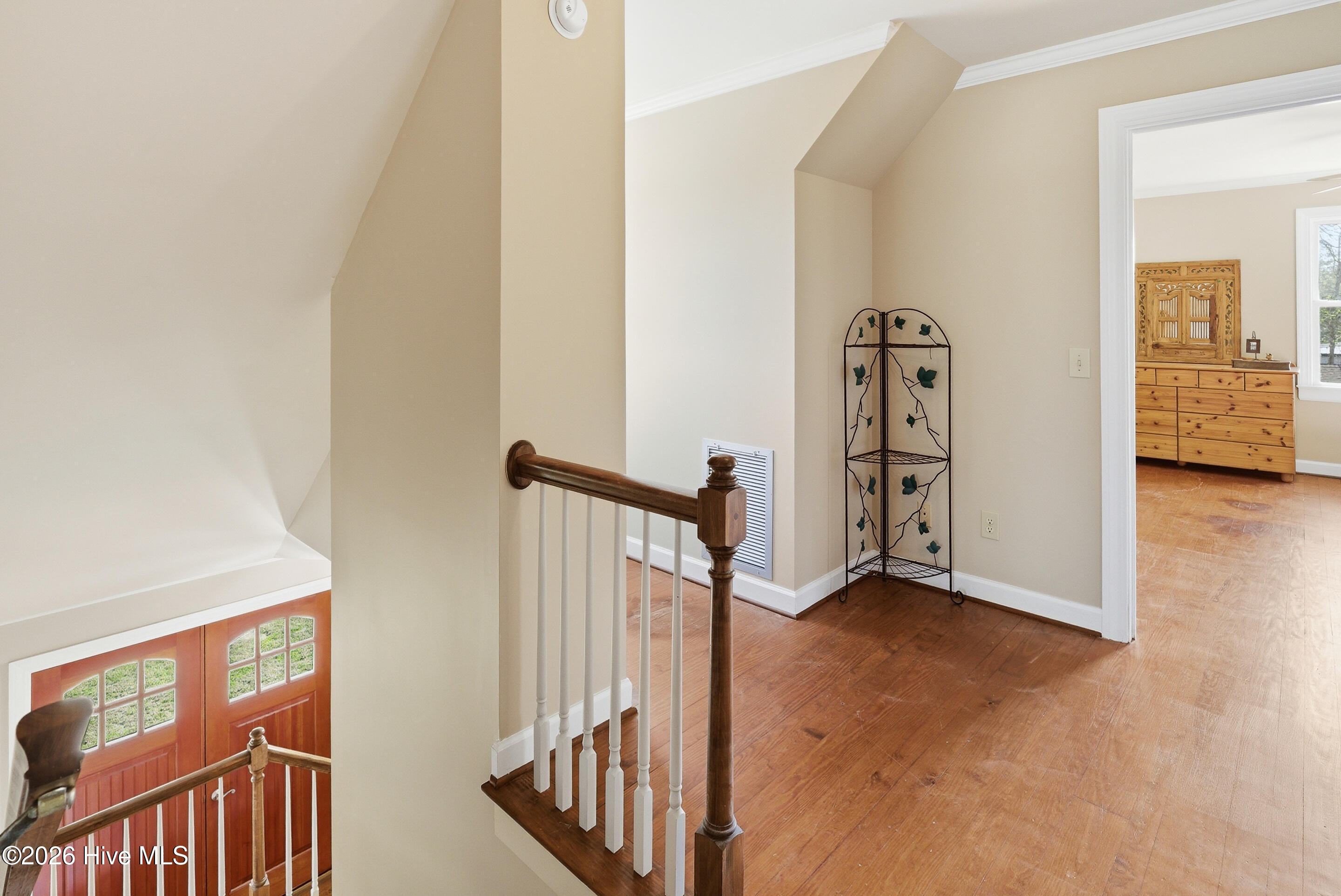 100563536 | Photo 21