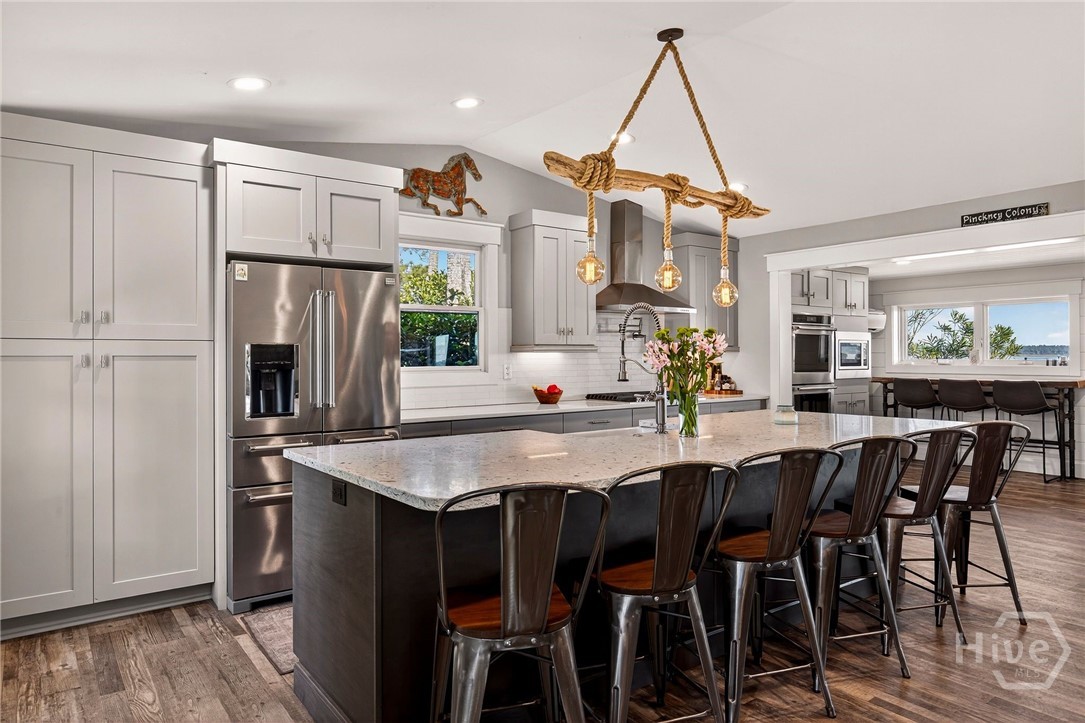 Kitchen Island