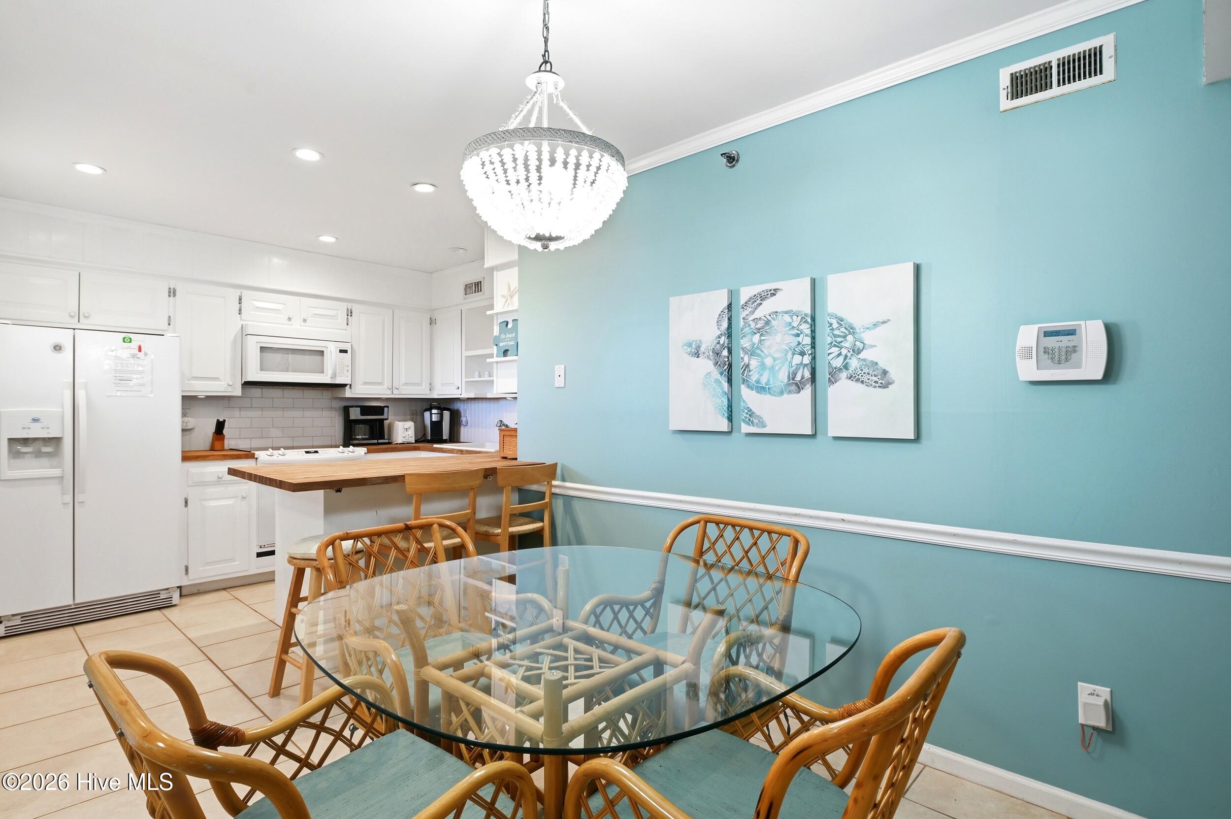 100569136 | Photo 10