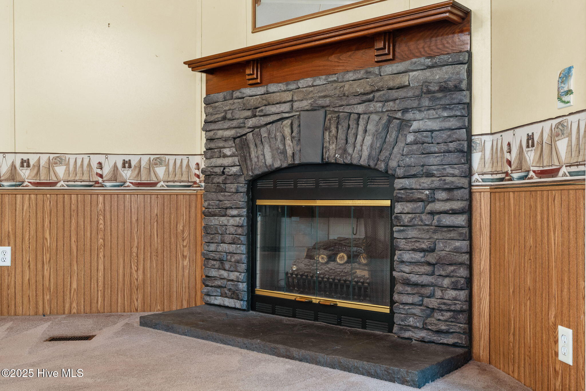 100541276 | Photo 11