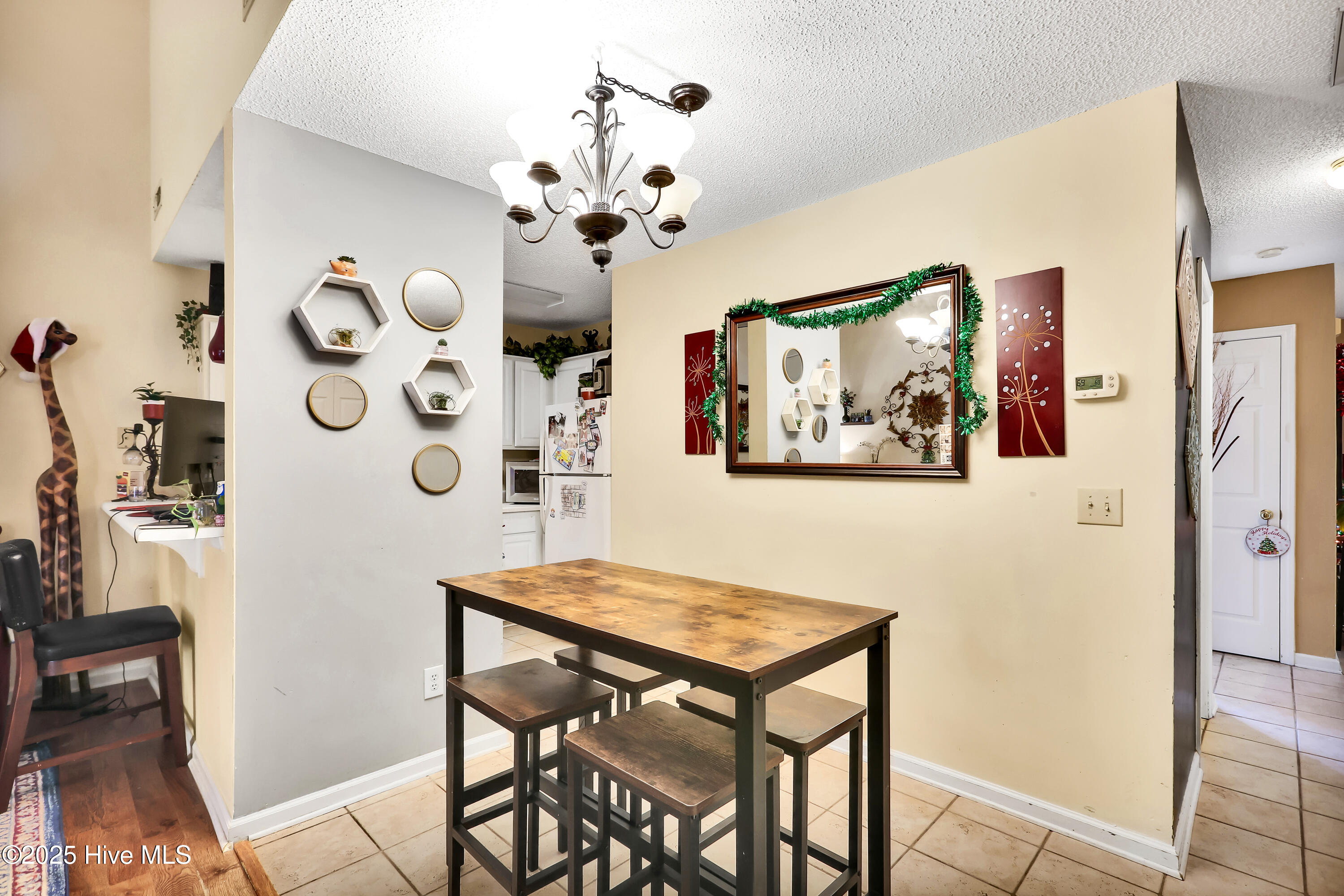 100543094 | Photo 13