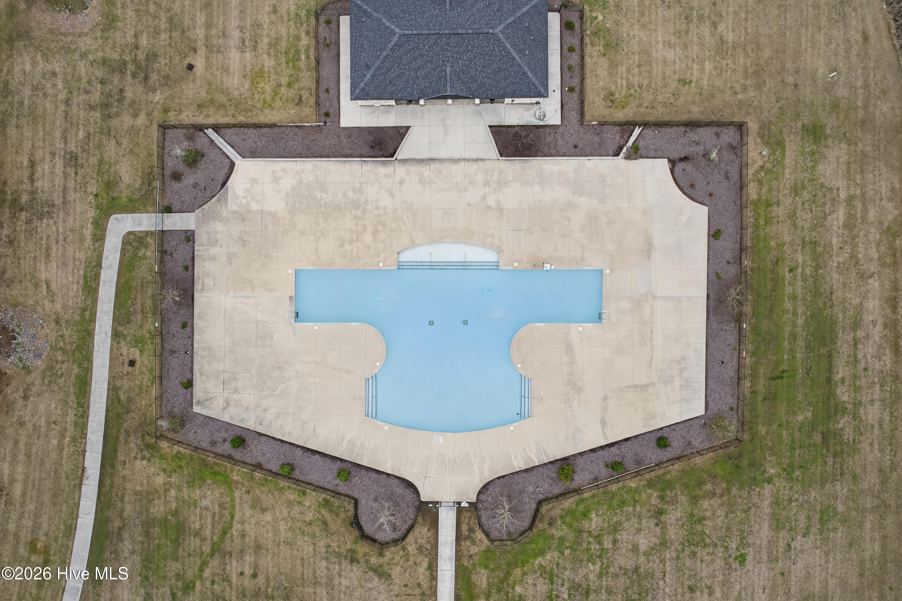 100558052 | Photo 67