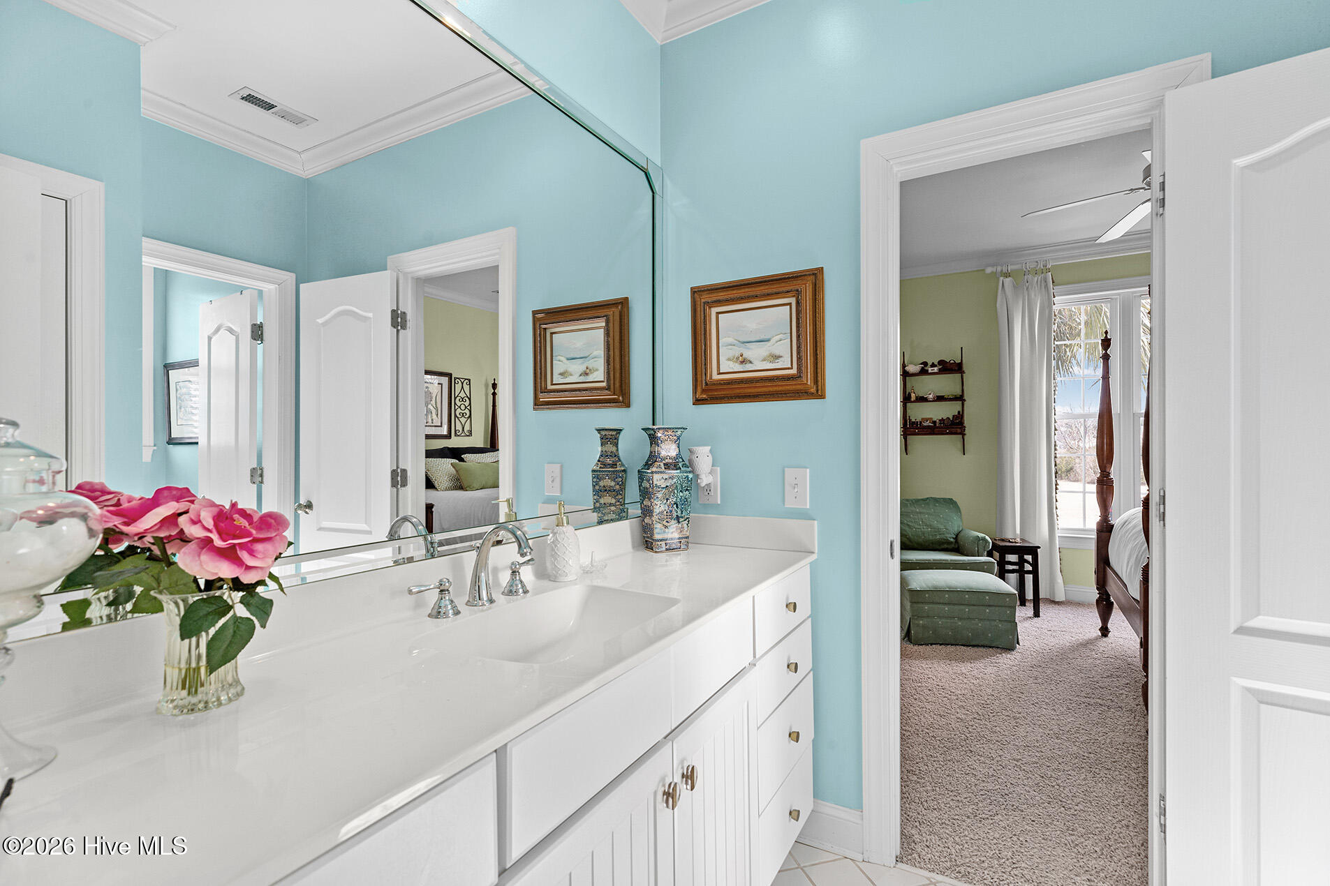 100554340 | Photo 61