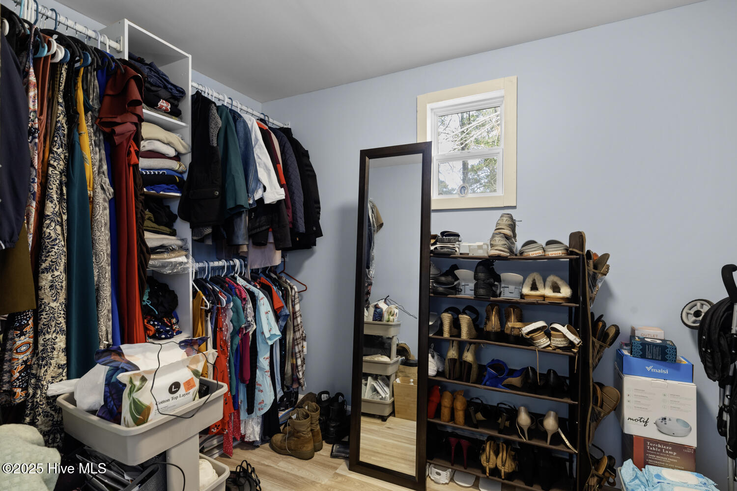 100546877 | Photo 14