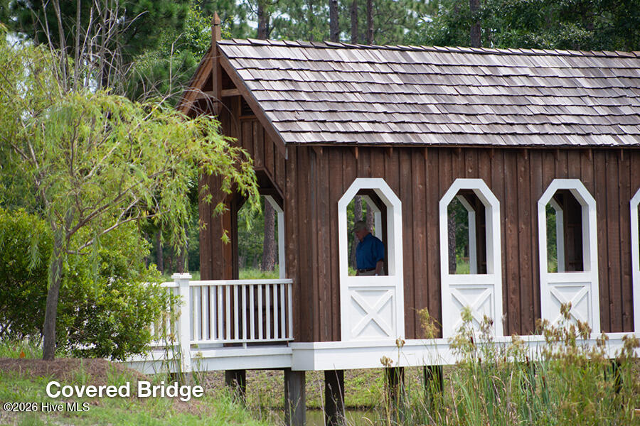 100570366 | Photo 17