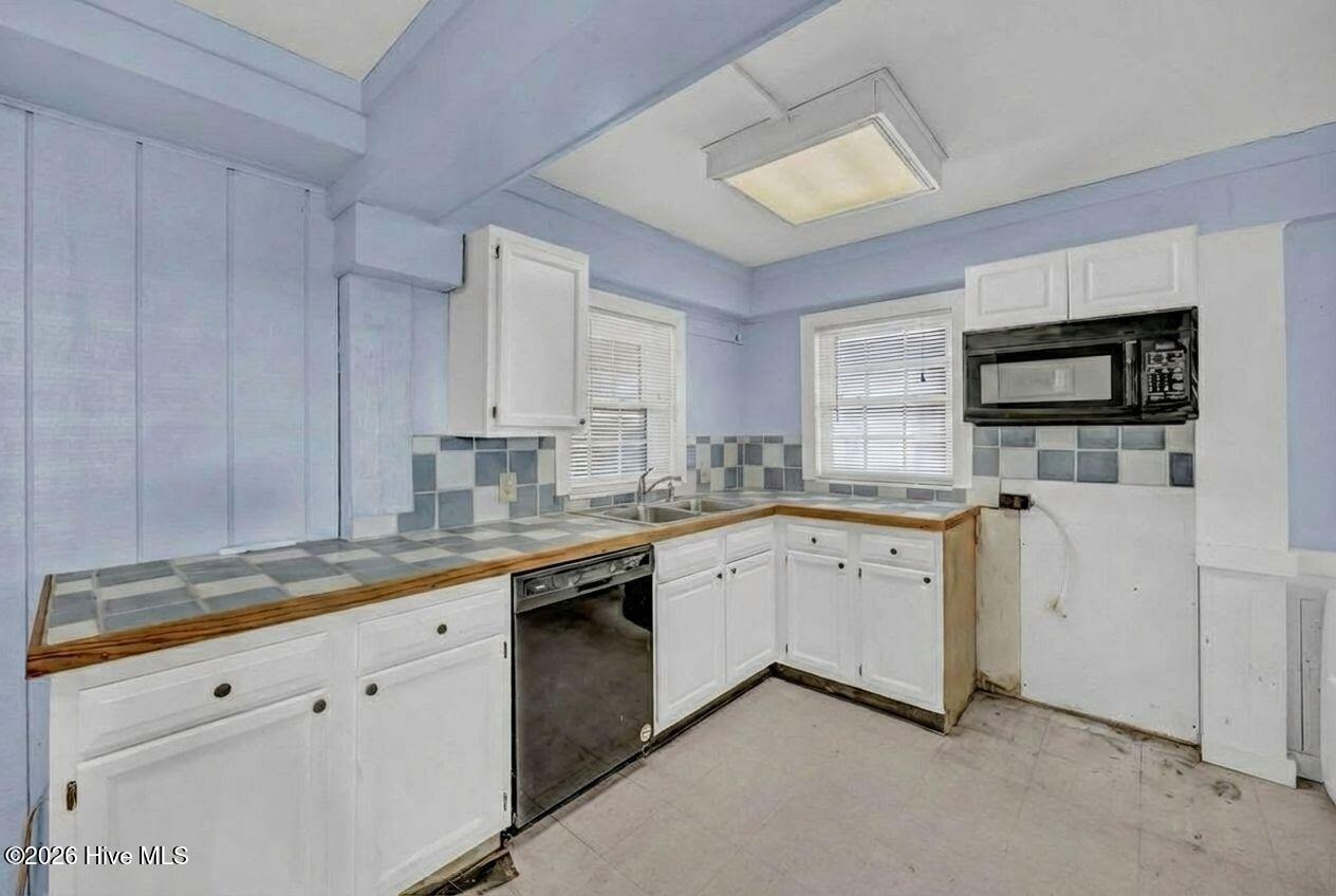 100556475 | Photo 25