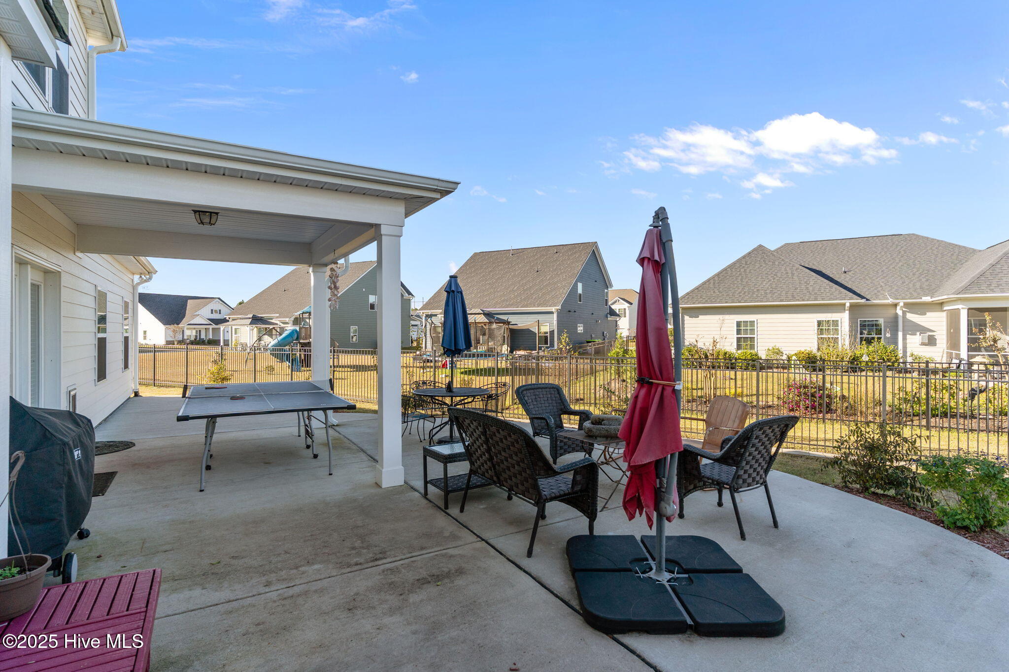 100542134 | Photo 50