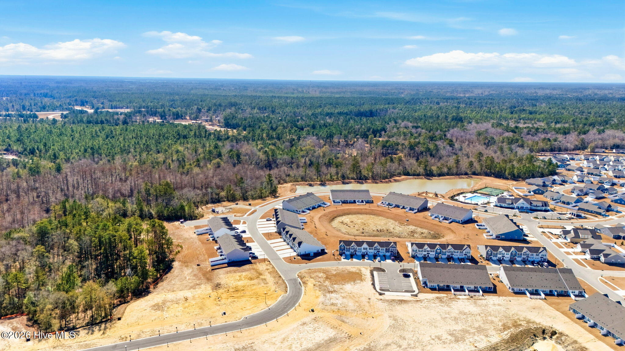 100554684 | Photo 36