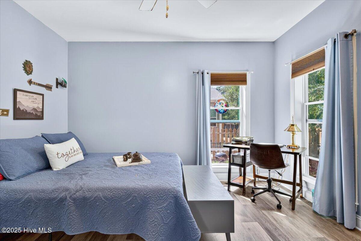 100534389 | Photo 30