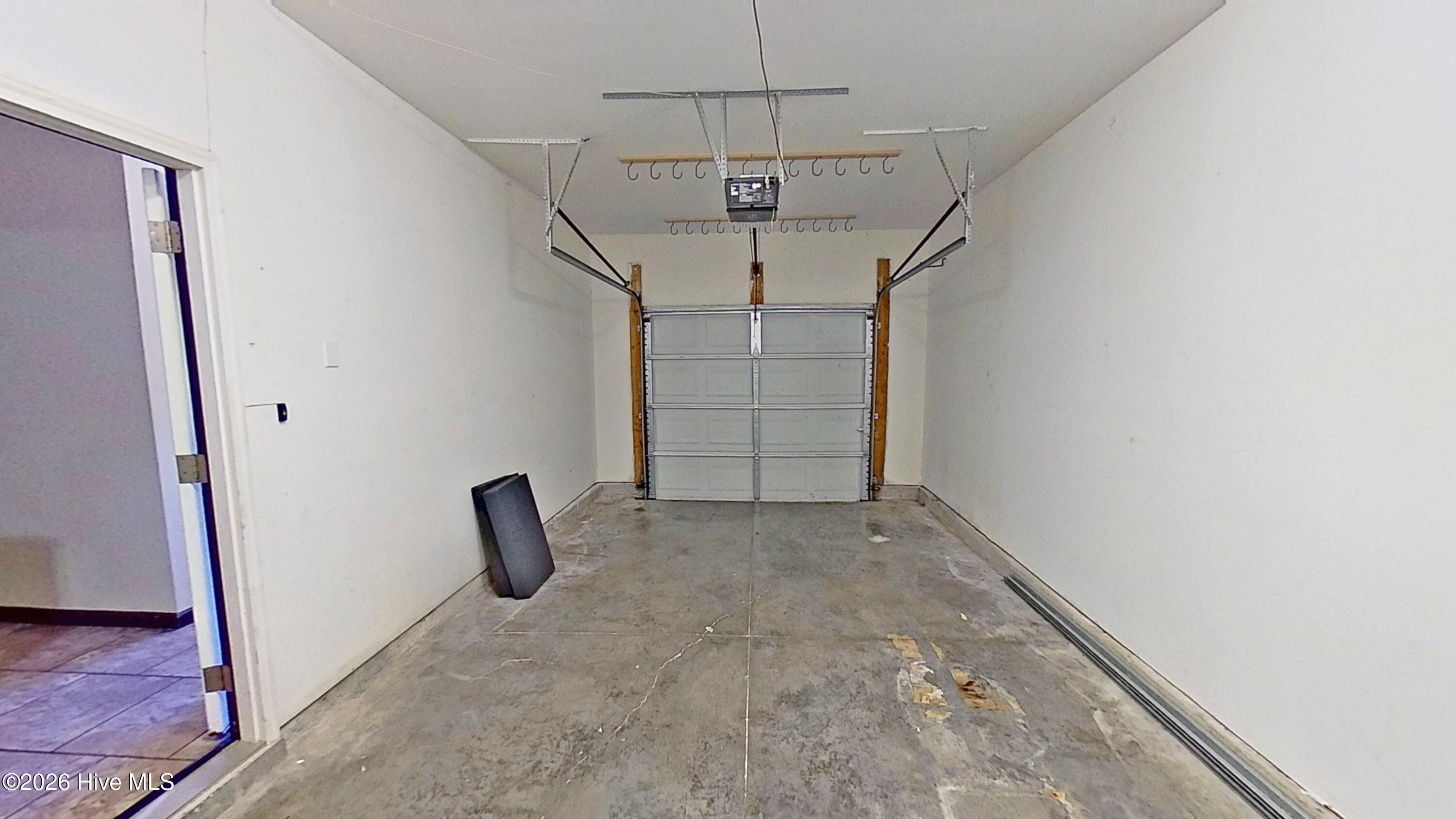 100554824 | Photo 21