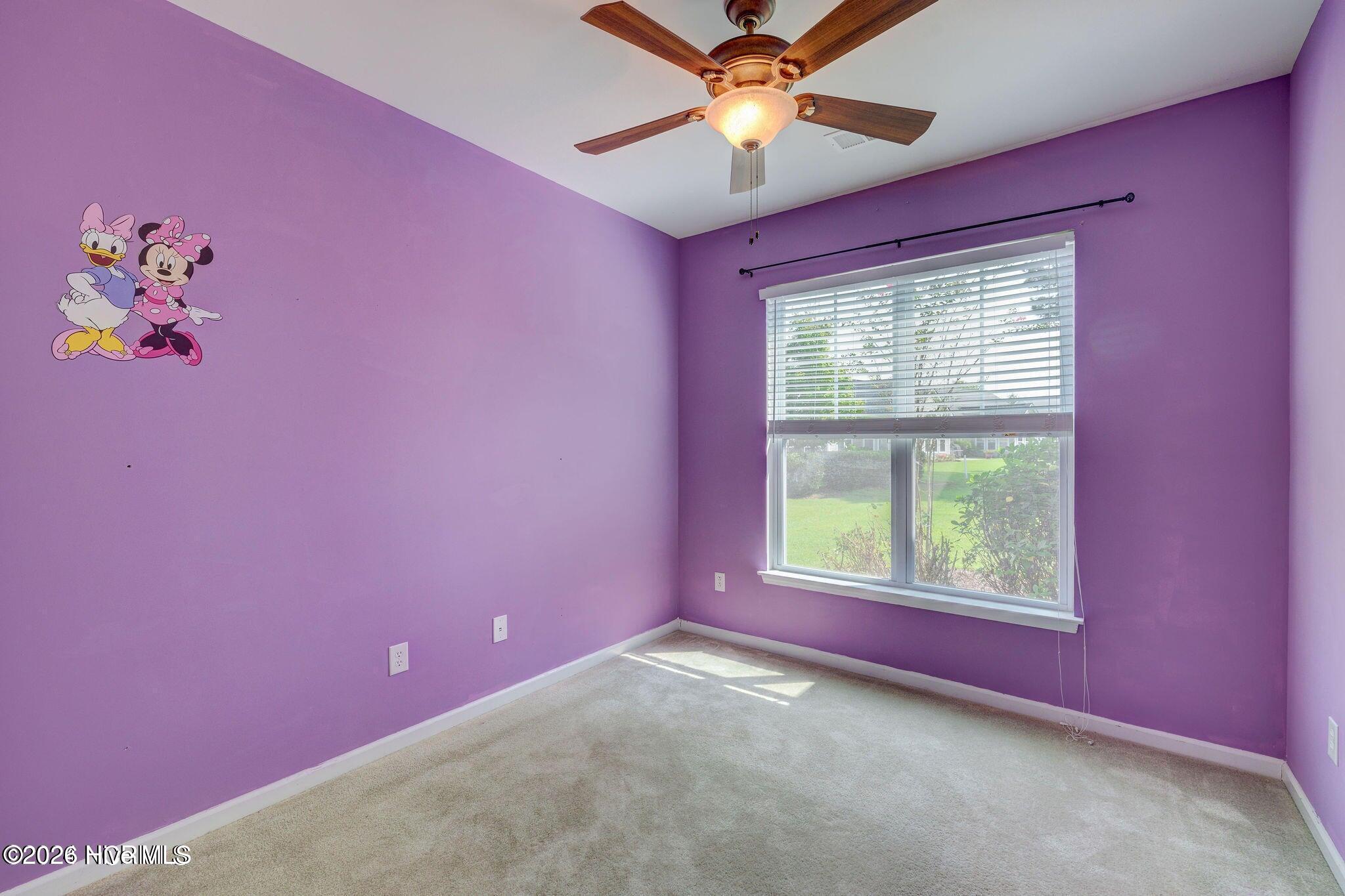 100549194 | Photo 30