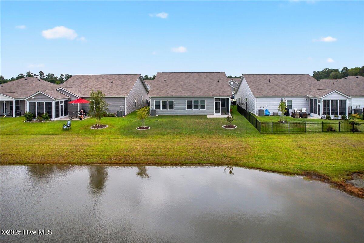 100522416 | Photo 69