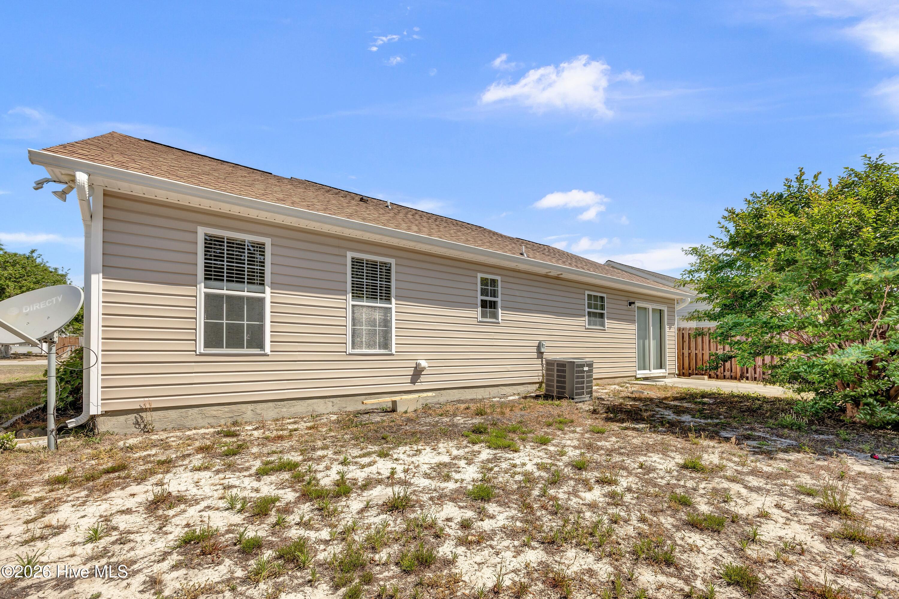 100569436 | Photo 27