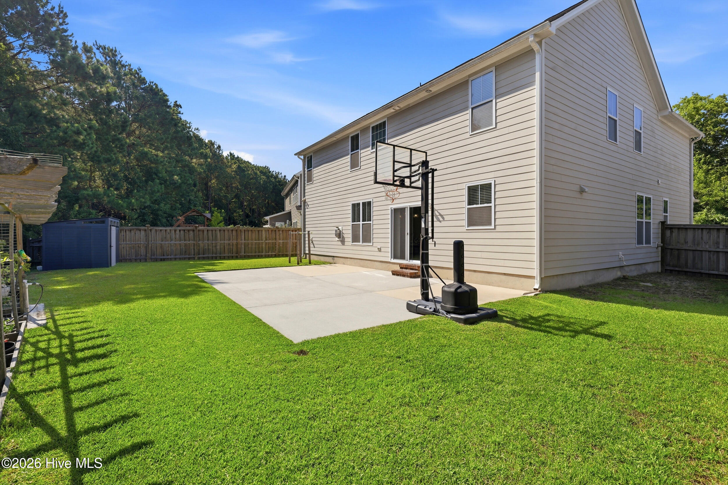 Homes for sale in Wilmington, NC | 5141 Laurenbridge Ln, Wilmington, NC 28409 | MLS# 100588415