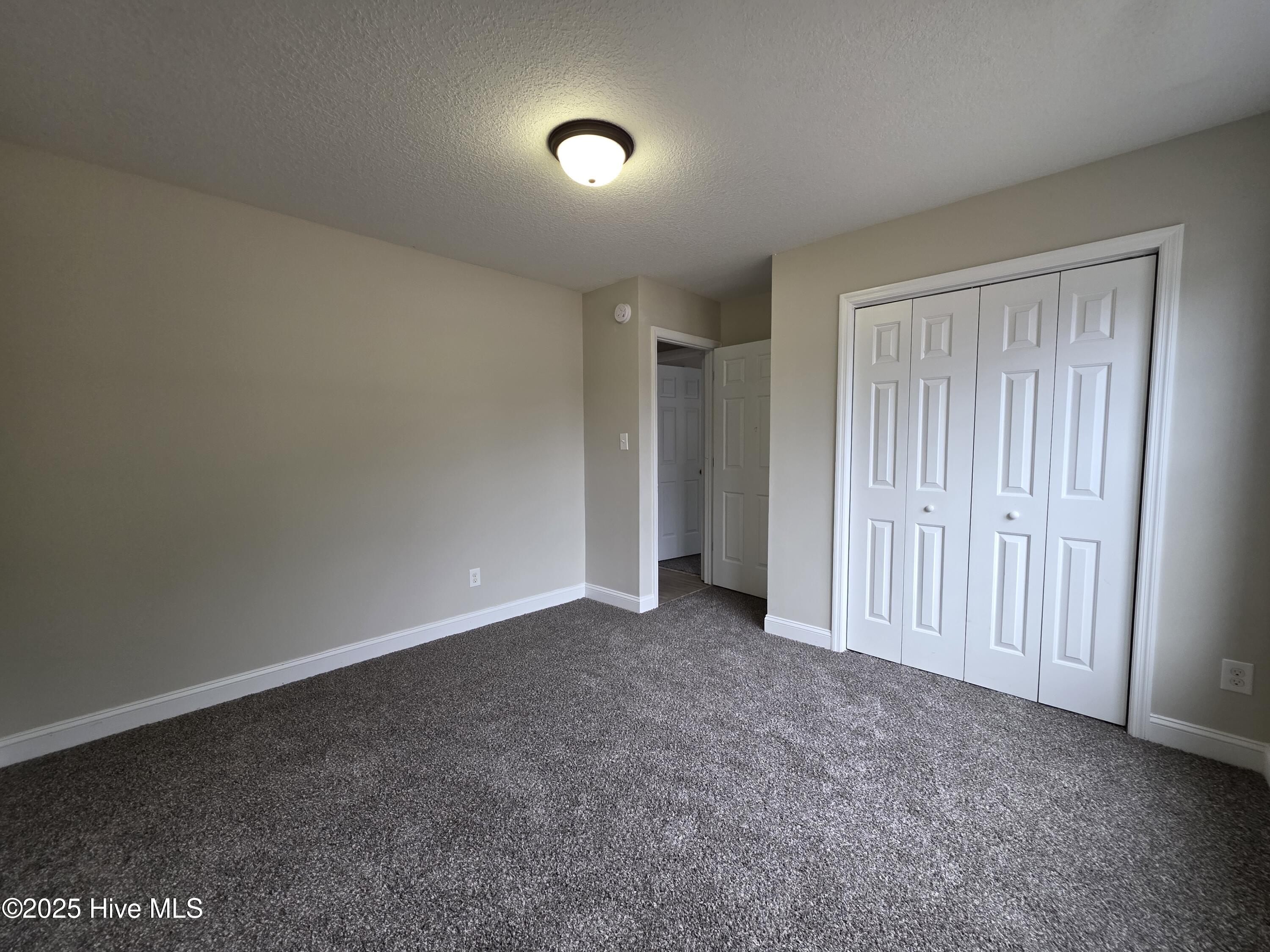 100545996 | Photo 10